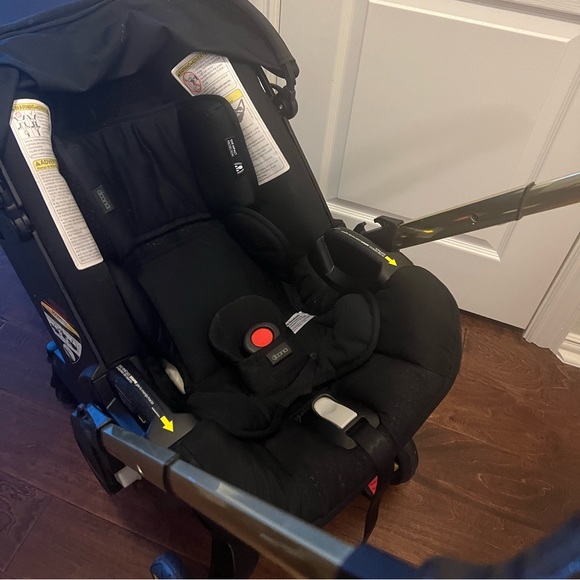 Doona limited, edition stroller - Picture 2 of 5